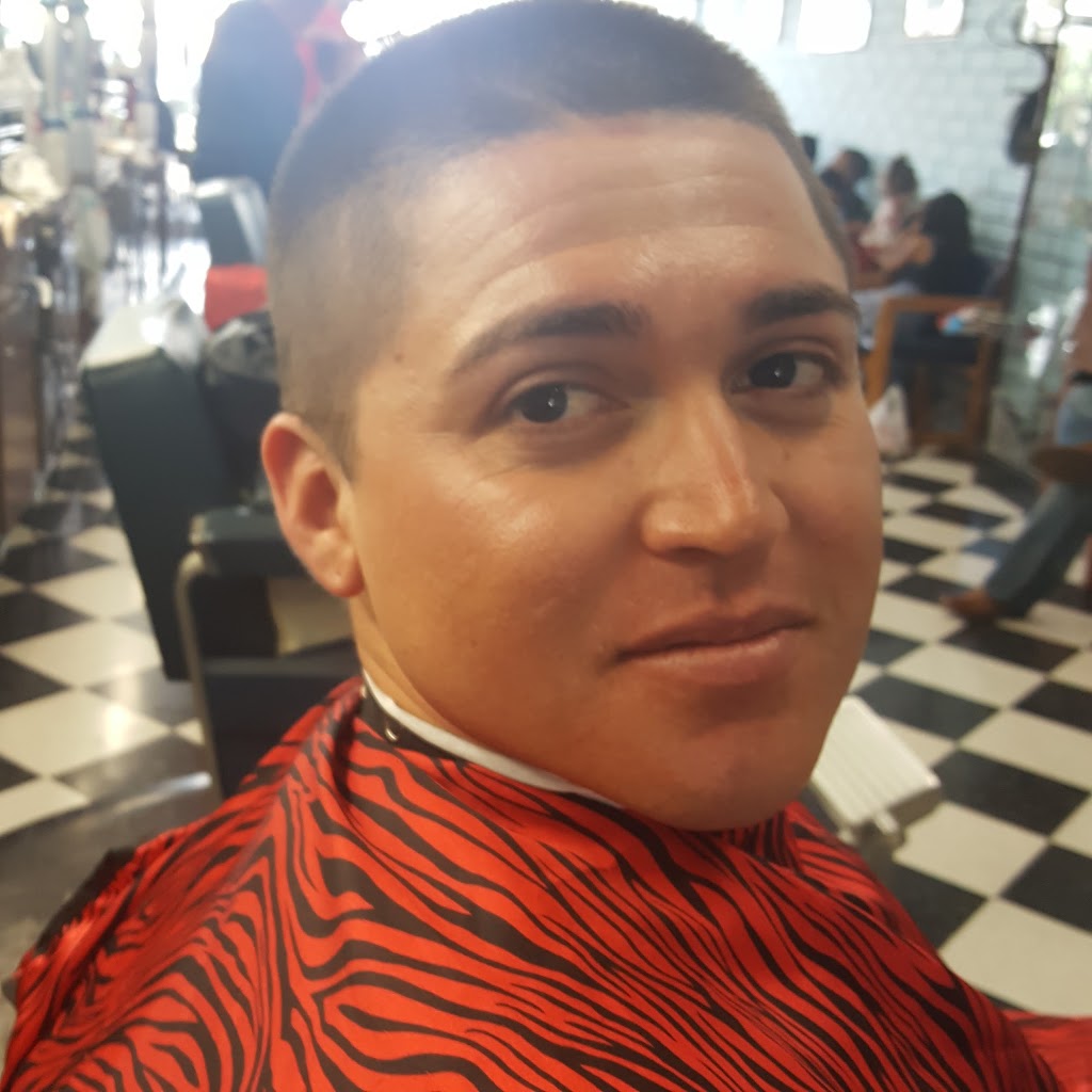 Edinger Center Barbers | 1412 W Edinger Ave # A, Santa Ana, CA 92704, USA | Phone: (714) 549-1739