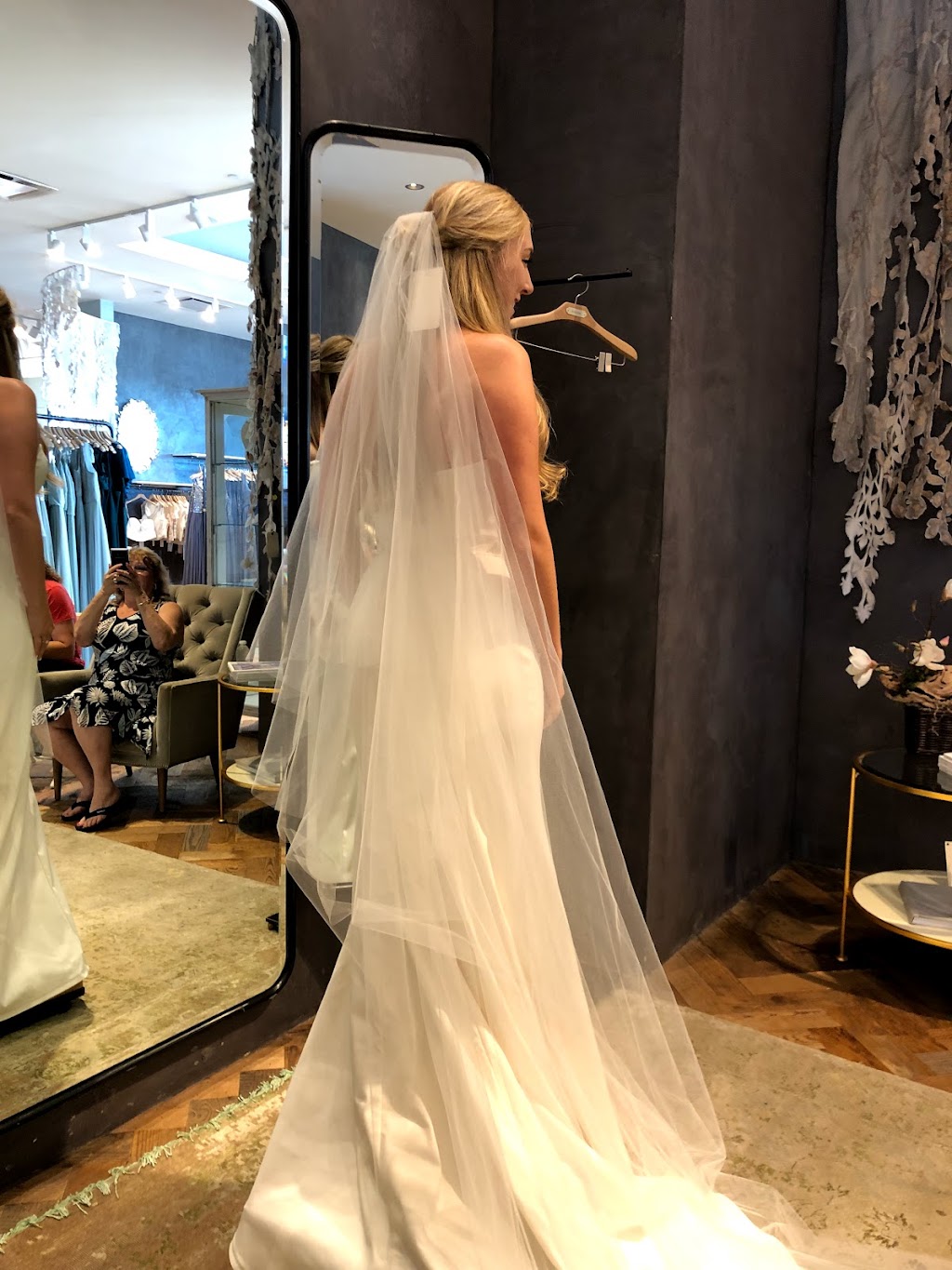 BHLDN | 180 El Camino Real, Palo Alto, CA 94304, USA | Phone: (650) 407-5019