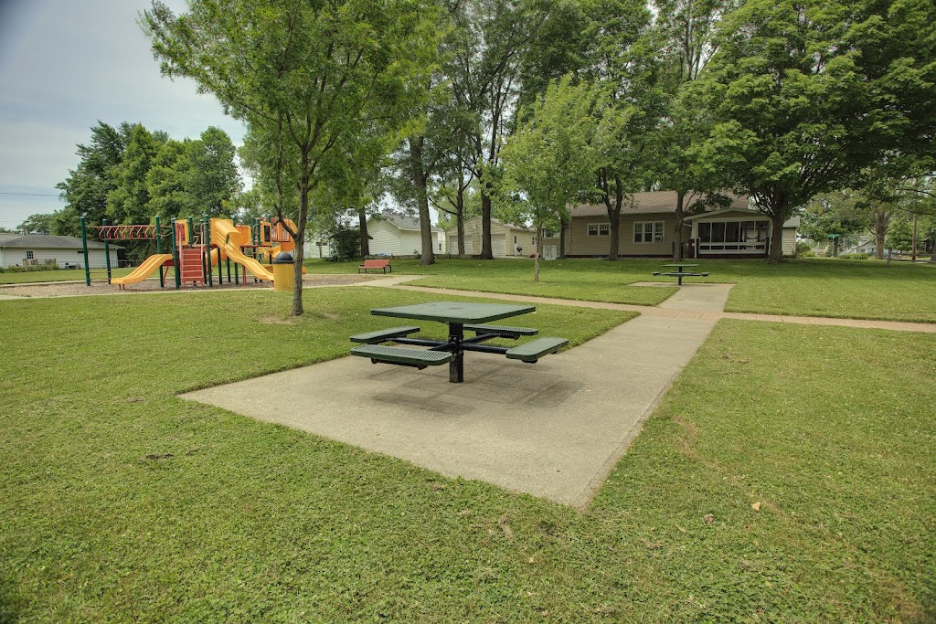 Ker Park | 1220 E Market St, Warsaw, IN 46580, USA | Phone: (574) 372-9554