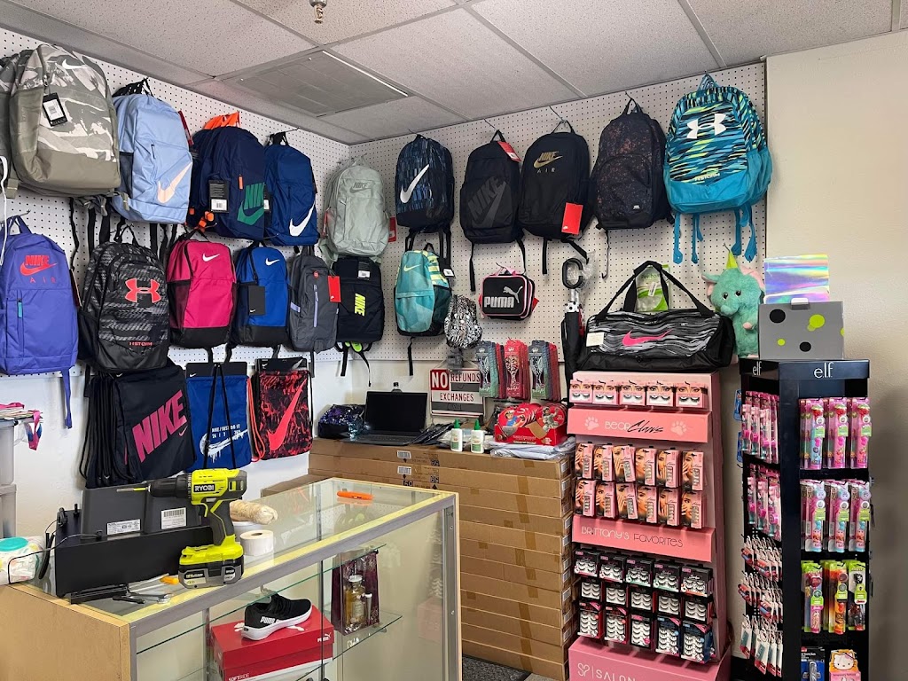 Peñas Discount Store | 14176 Amargosa Rd Suite B, Victorville, CA 92392 | Phone: (760) 910-0265