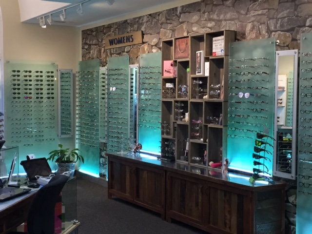 EyeCare Associates | 9821 US-31, Warrior, AL 35180, USA | Phone: (205) 647-3937