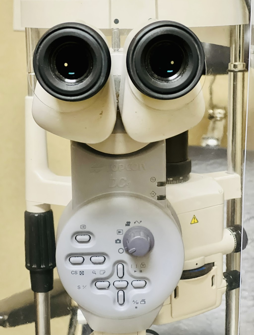 Inland Family Optometry | 5250 Philadelphia St d, Chino, CA 91710, USA | Phone: (909) 628-1226