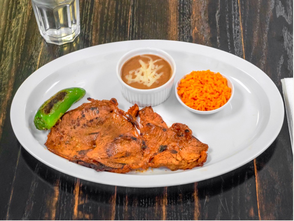 Charcoal Grill Chicken | 18921 Soledad Canyon Rd, Canyon Country, CA 91351, USA | Phone: (661) 495-4045