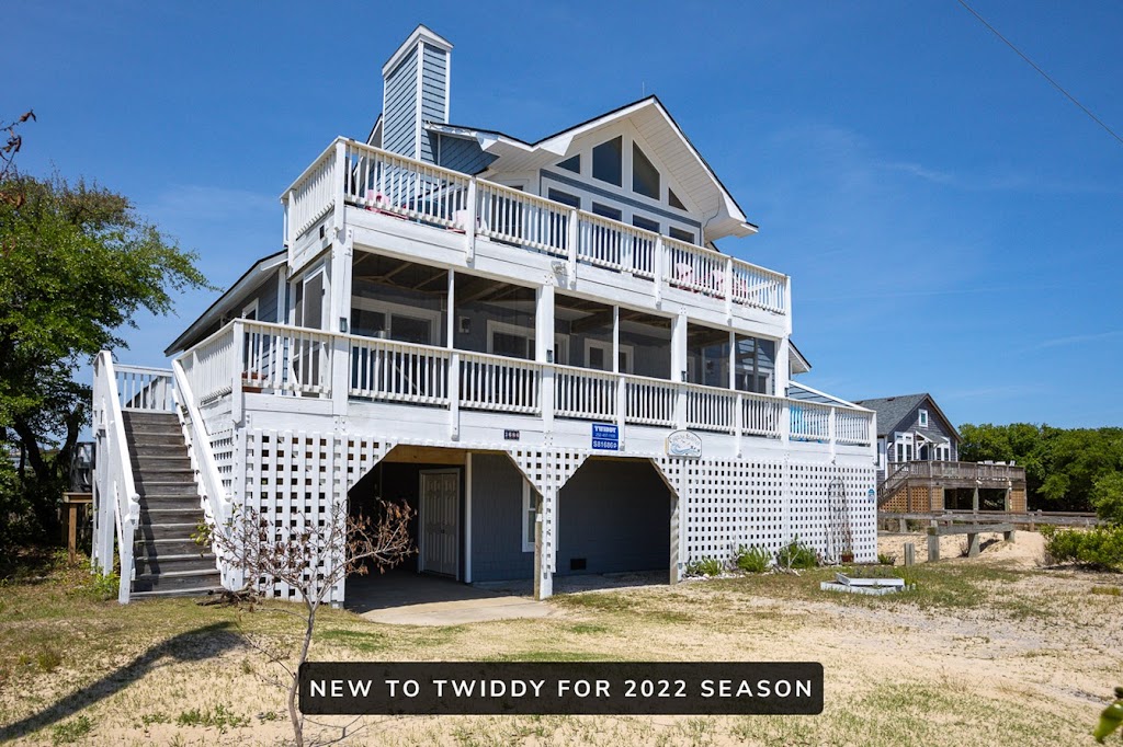 Carolina Seaspray | 1686 Midland Rd, Corolla, NC 27927, USA | Phone: (252) 457-1100