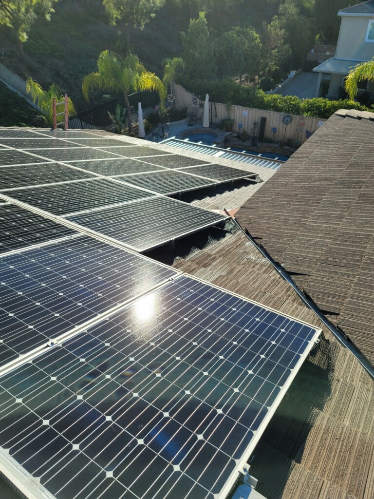 Solar Clean Service LLC | 1711 W 83rd St, Los Angeles, CA 90047, USA | Phone: (310) 746-6648