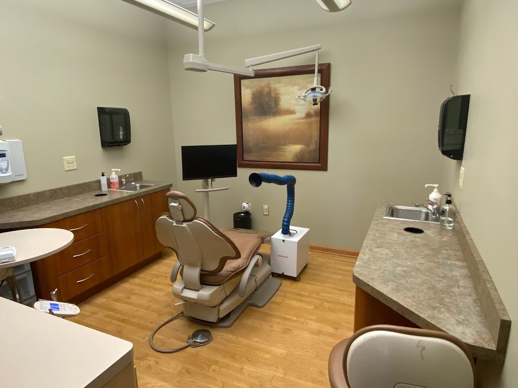 Silver Lake Family Dental | 9611 165th St Suite #14, Orland Park, IL 60467, USA | Phone: (708) 403-0071