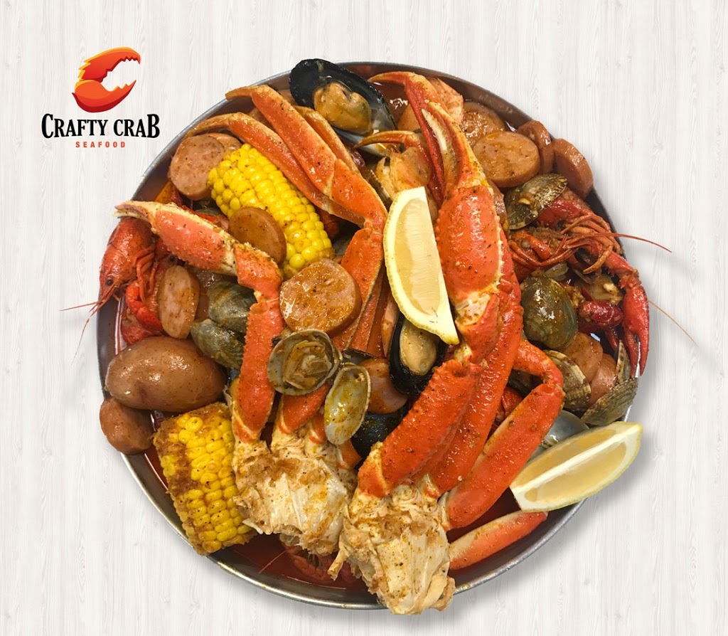 Crafty Crab Seafood & Bar | 11790 Springfield Pike, Springdale, OH 45246, USA | Phone: (513) 996-0002