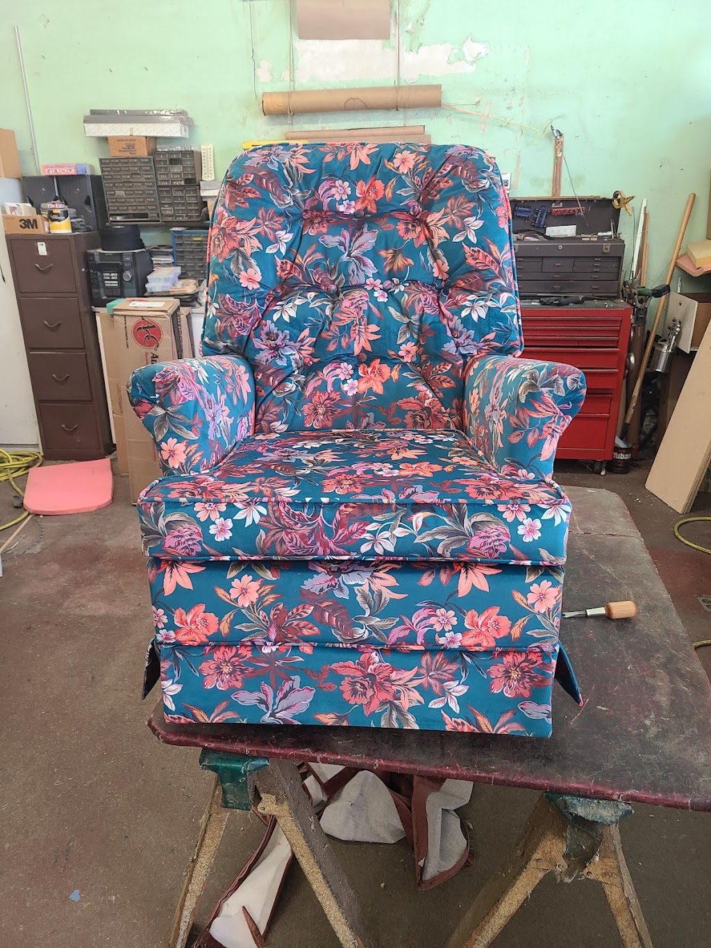 Bills Sanger Custom Upholstery | 1046 8th St, Sanger, CA 93657, USA | Phone: (559) 875-5264