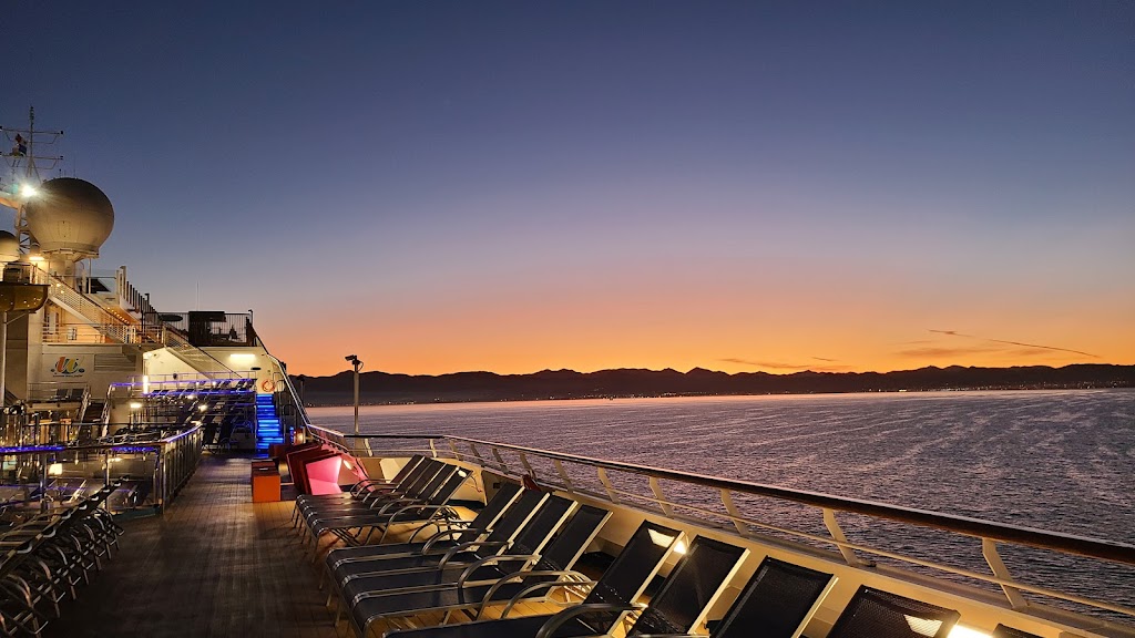 Carnival Cruise Lines | 231 Windsor Way, Long Beach, CA 90802, USA | Phone: (800) 764-7419