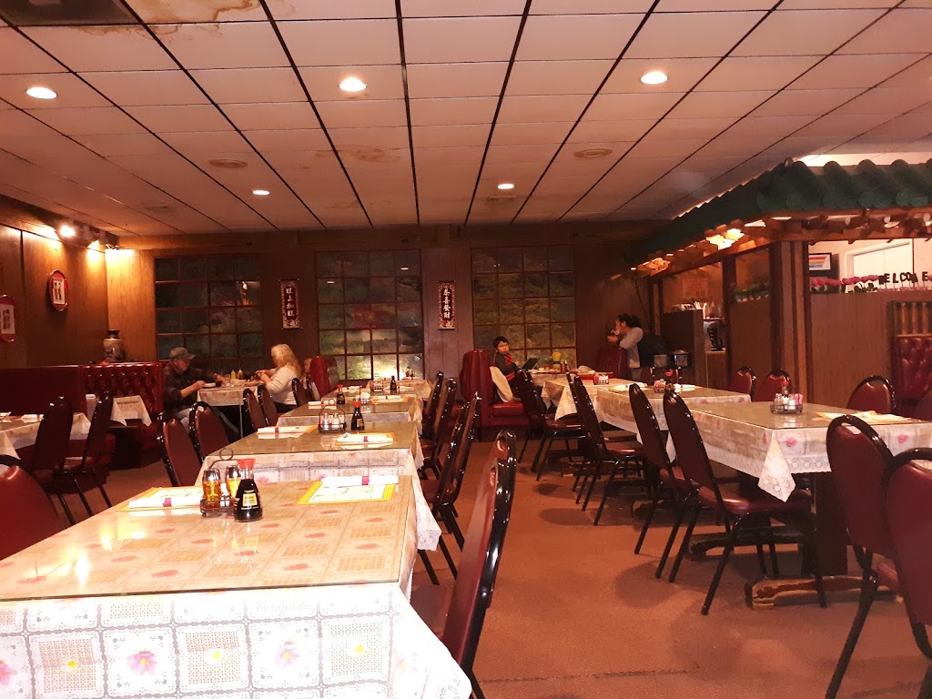 Flower Drum Restaurant | 49 S Byrne Rd, Toledo, OH 43615, USA | Phone: (419) 536-2327