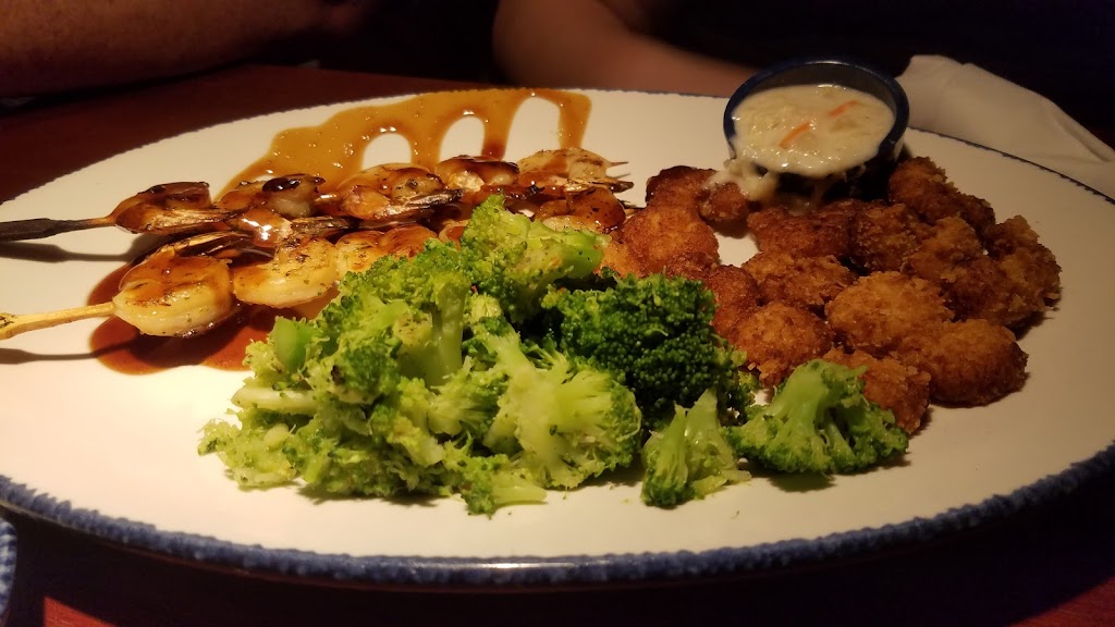 Red Lobster | POINT AT, 17021 Palm Pointe Dr, Tampa, FL 33647 | Phone: (813) 866-0052