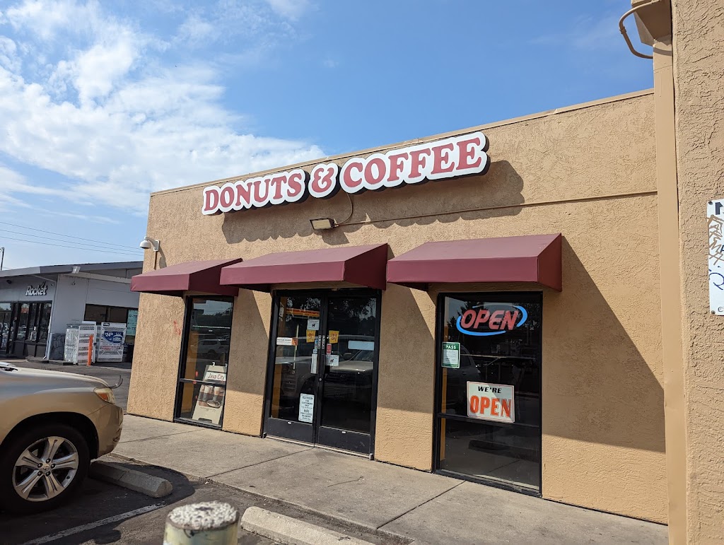 Donuts & Coffee | 4709 Florin Rd #3c, Sacramento, CA 95823, USA | Phone: (916) 399-5980