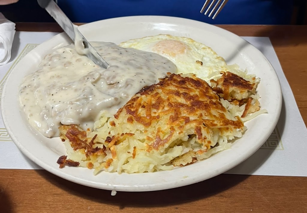 Farmer Boy Restaurant | 610 E Cuyahoga Falls Ave, Akron, OH 44310, USA | Phone: (330) 928-4727