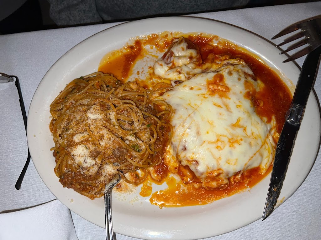 Magdaleno Ristorante` | 152 Elm St, Wyandotte, MI 48192, USA | Phone: (734) 283-8200