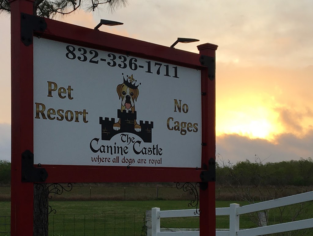The Canine Castle LLC (of Alvin, Texas) | 4755 TX-35, Alvin, TX 77511, USA | Phone: (832) 336-1711