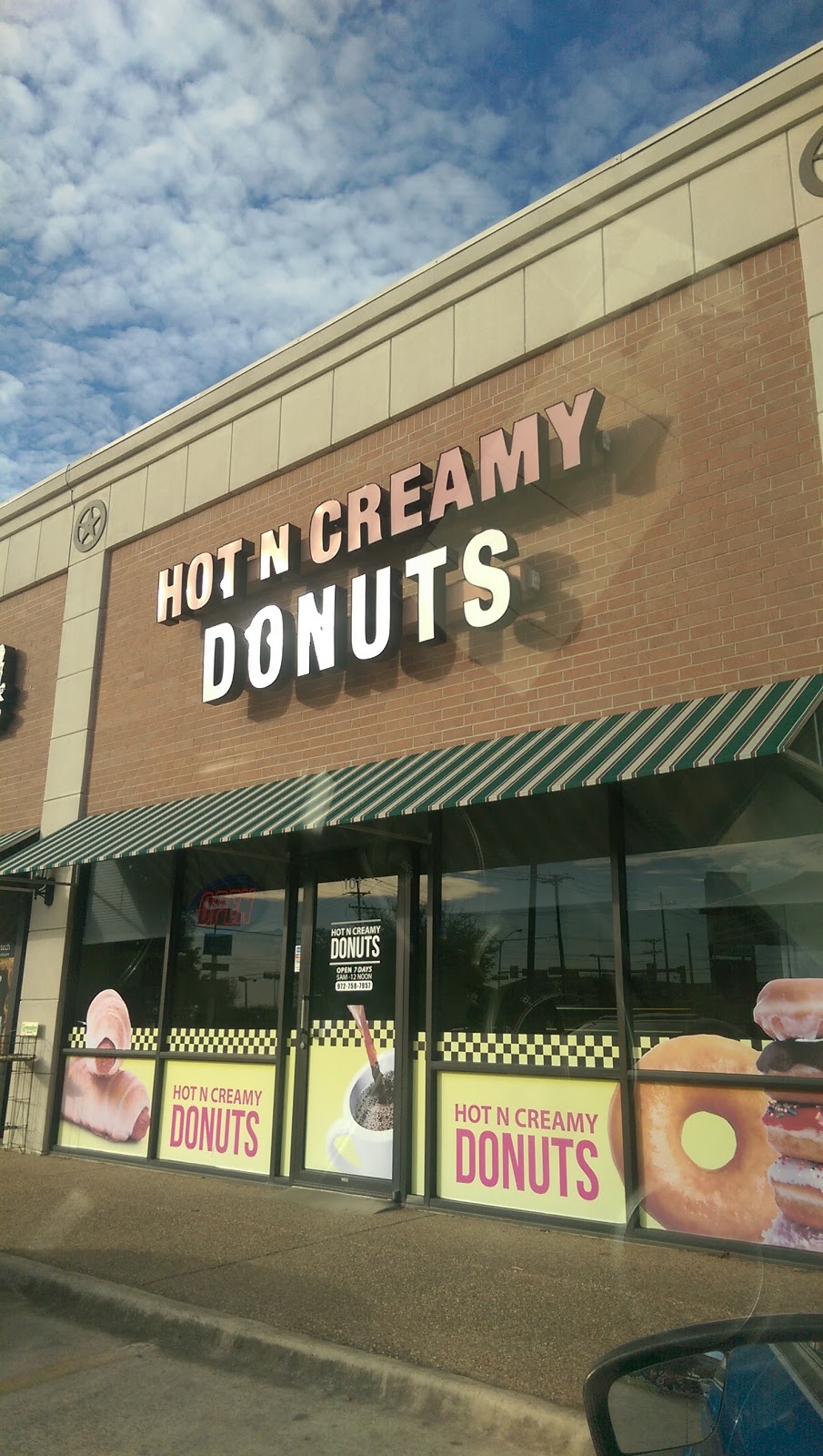 Hot & Creamy Donuts | 7877 Frankford Rd #101, Dallas, TX 75252, USA | Phone: (972) 758-7957