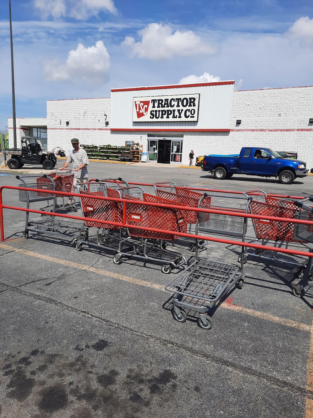 Tractor Supply Co. | 1495 Cass St, Wabash, IN 46992, USA | Phone: (260) 563-2176