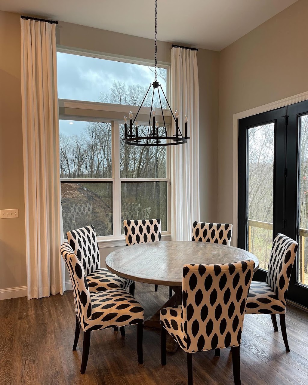 Birchtree Blinds & Shutters | 1064 Wies Industrial Dr Suite B, Lake St Louis, MO 63367, USA | Phone: (636) 856-3550