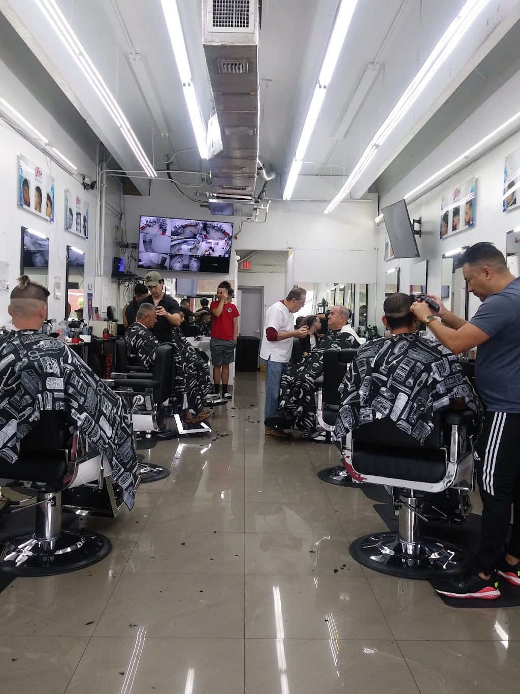 Xtreme Cut Orly Barbershop | 11980 SW 8th St Suite 20, Miami, FL 33184, USA | Phone: (305) 223-2884