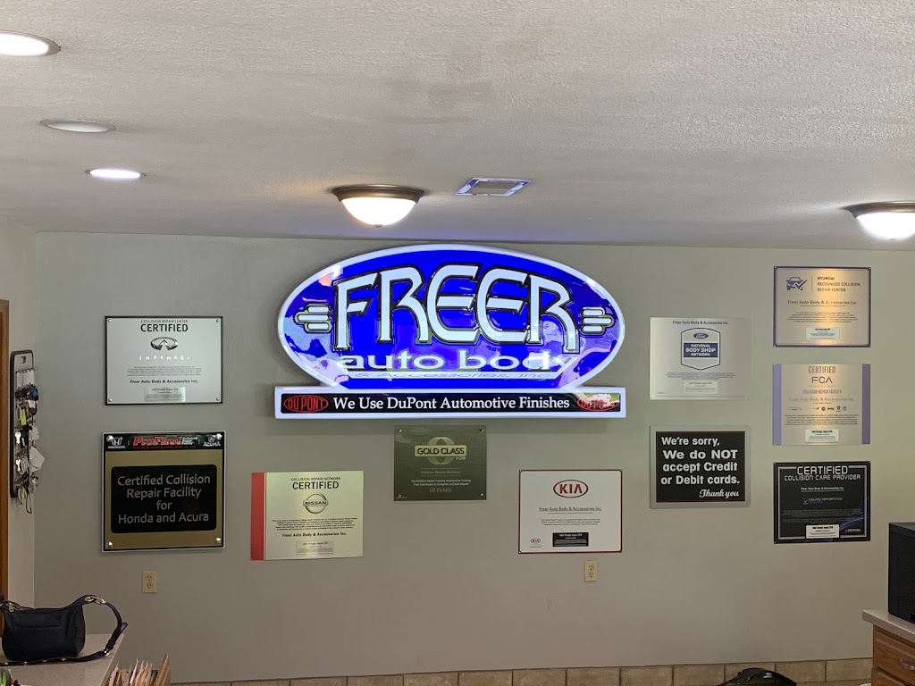 Freer Auto Body | 4512 N Alby St, Godfrey, IL 62035, USA | Phone: (618) 466-6151