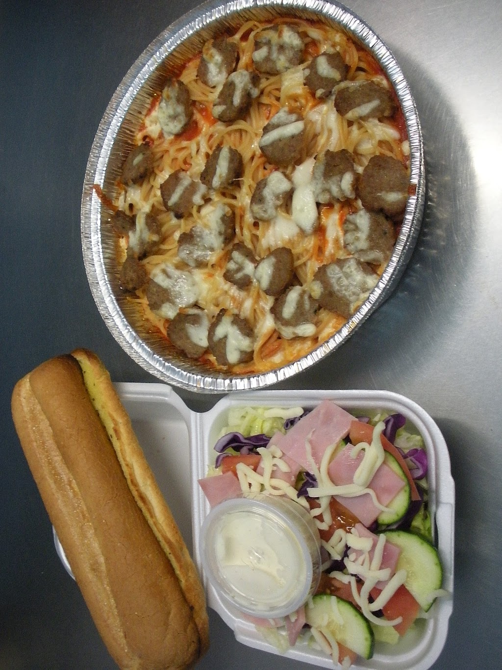 Giovannis Pizza & Mexican Food | 1526 S Flower St, Santa Ana, CA 92707, USA | Phone: (714) 557-0900