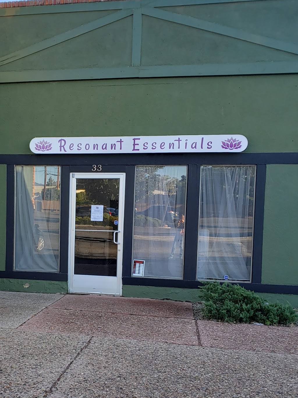 Resonant Essentials Wellness Center ABQ | 3107 Eubank Blvd NE #33 & 34, Albuquerque, NM 87111, USA | Phone: (505) 453-7646