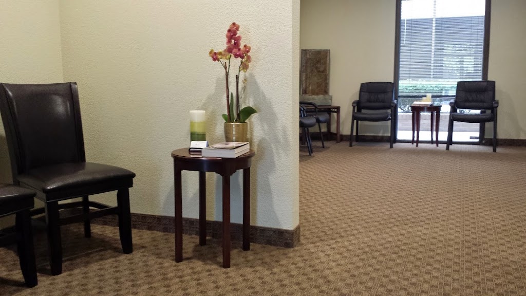 Maloney Chiropractic PLLC | 4220 Proton Rd #110, Dallas, TX 75244, USA | Phone: (214) 641-3640