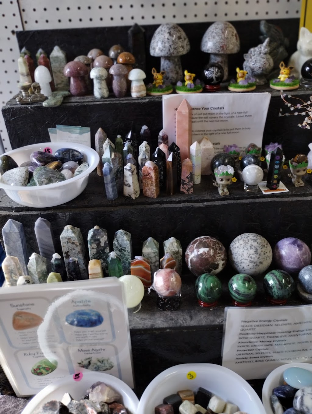 Crystals By Diane | 120 NE 167th Ct, Silver Springs, FL 34488, USA | Phone: (352) 239-3669