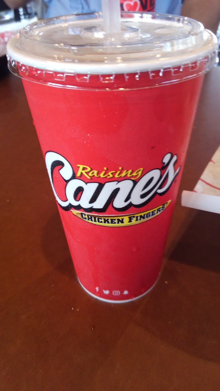 Raising Canes Chicken Fingers | 1406 S Main St, Boerne, TX 78006, USA | Phone: (830) 249-0039