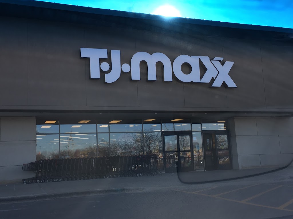 T.J. Maxx | 2155 22nd St, Oak Brook, IL 60521, USA | Phone: (630) 573-9410
