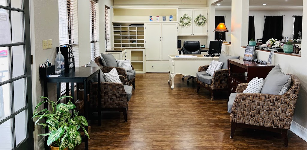 Country Life Assisted Living | 16680 W Farm to Market 2790 S, Lytle, TX 78052, USA | Phone: (830) 709-0163