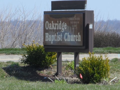 Oakridge Baptist Church | 235 Oakridge W Dr, St Peters, MO 63376, USA | Phone: (636) 272-4111