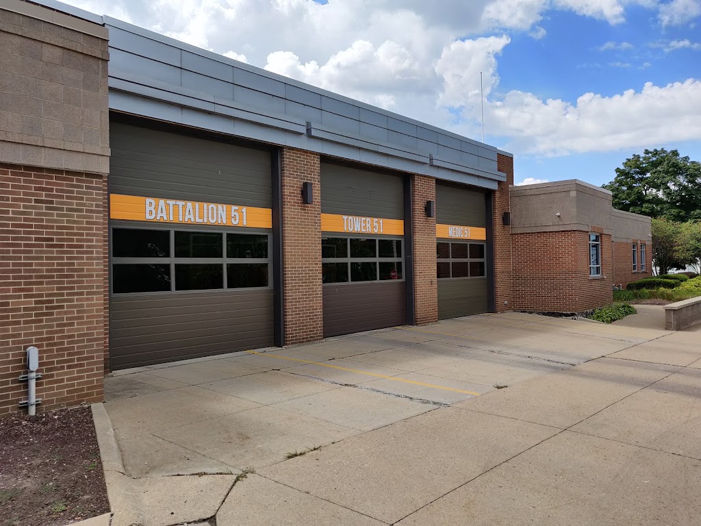 Lisle-Woodridge Fire District | 1005 School St, Lisle, IL 60532, USA | Phone: (630) 964-2233