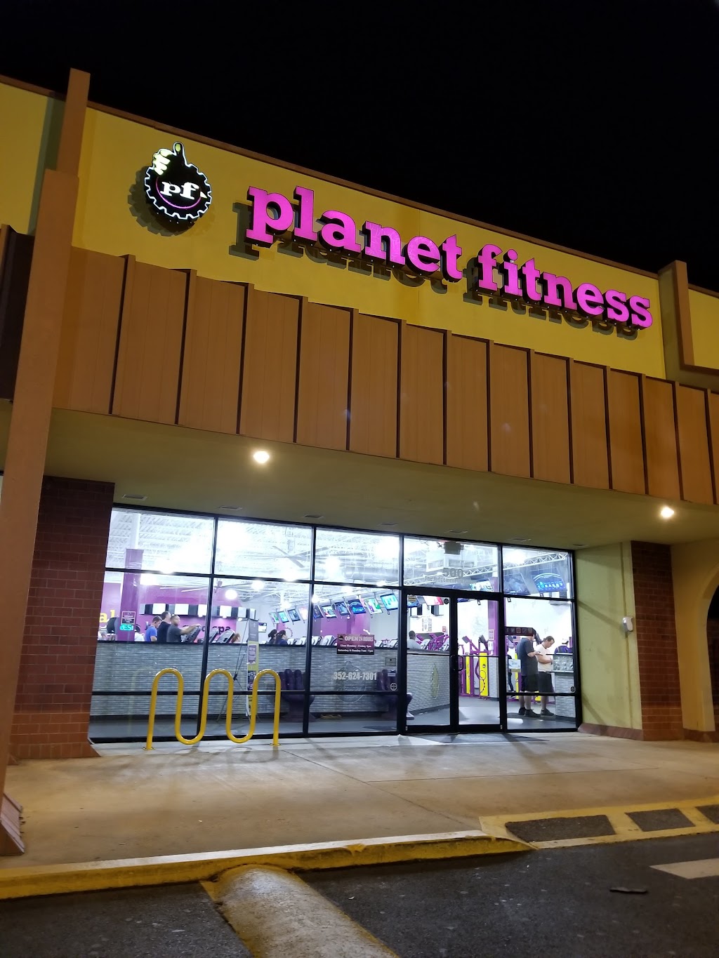 Planet Fitness | 3233 SE Maricamp Rd #500, Ocala, FL 34471, USA | Phone: (352) 624-7301