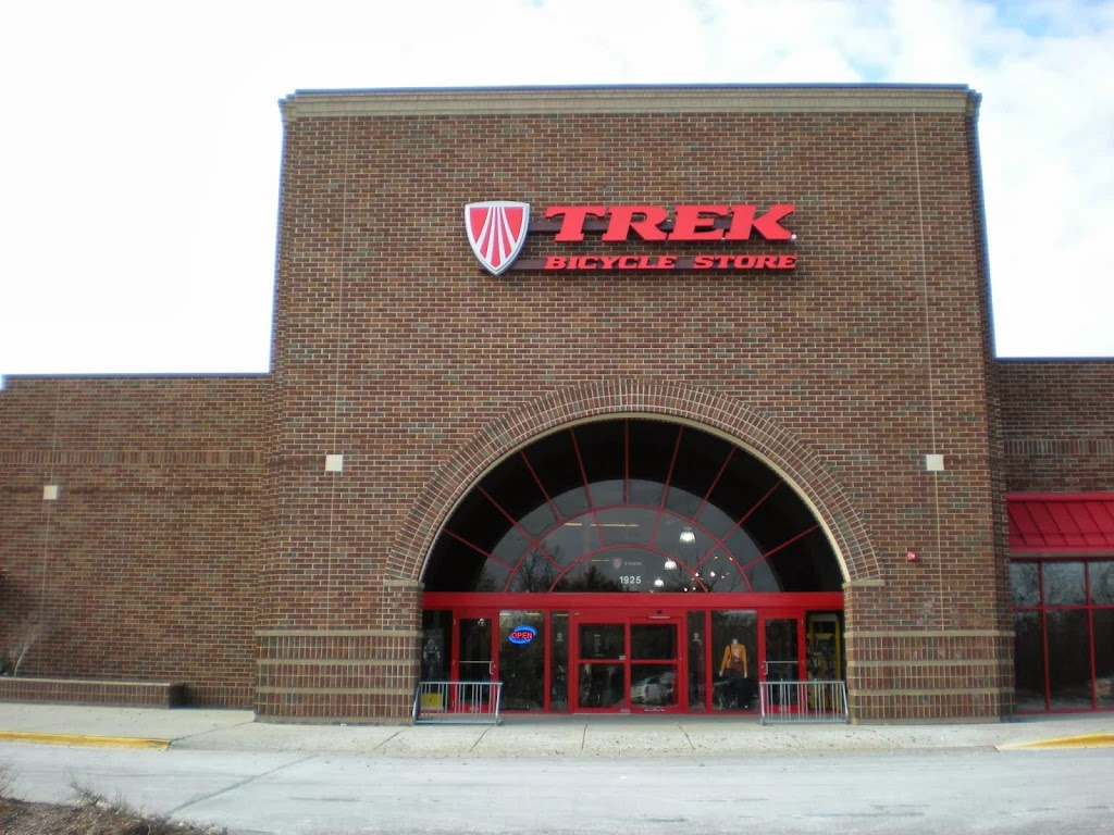 Trek Bicycle Store of Highland Park | 1925 Skokie Valley Rd, Highland Park, IL 60035 | Phone: (847) 433-8735