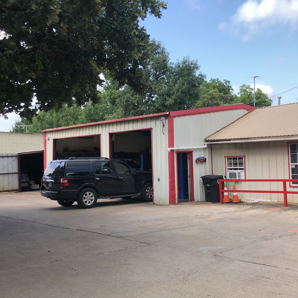 Dennis Auto Center | 202 E 3rd St, Cleburne, TX 76031, USA | Phone: (817) 558-3803