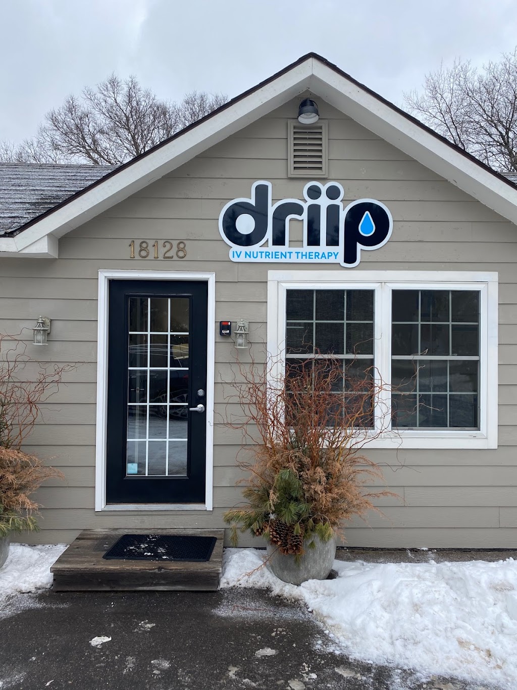 Driip IV | 18128 Minnetonka Blvd, Deephaven, MN 55391, USA | Phone: (612) 516-3772