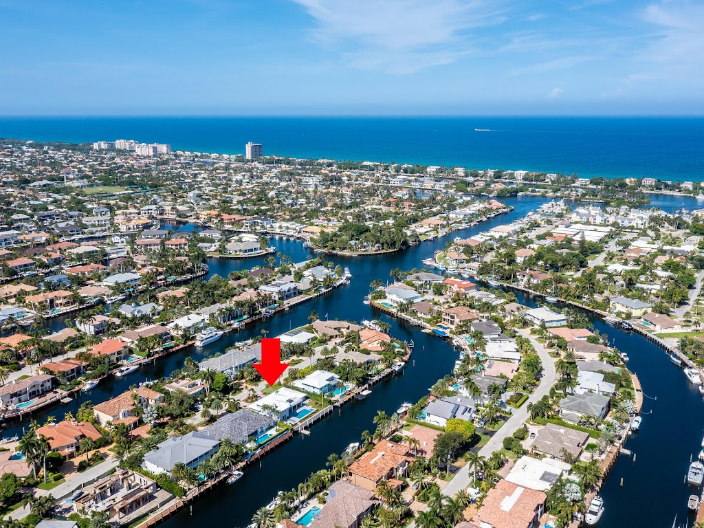 The Premier Luxury Team Realty in Lighthouse Point | 2734 NE 27th Ct #22, Lighthouse Point, FL 33064, USA | Phone: (954) 648-2065
