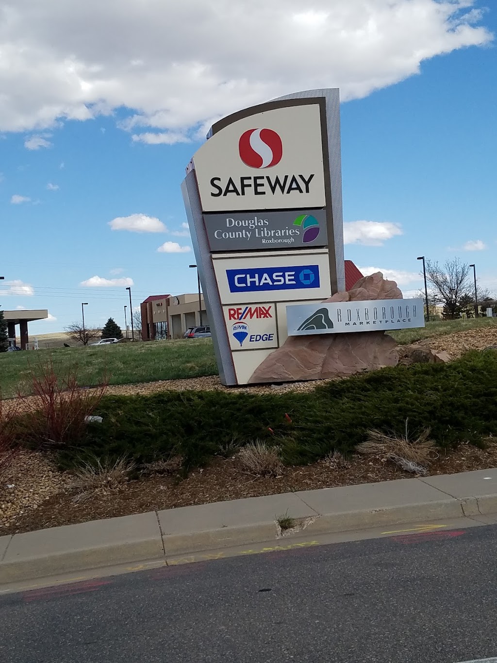 Safeway Fuel Station | 8375 N Rampart Range Rd, Littleton, CO 80125, USA | Phone: (303) 242-3563