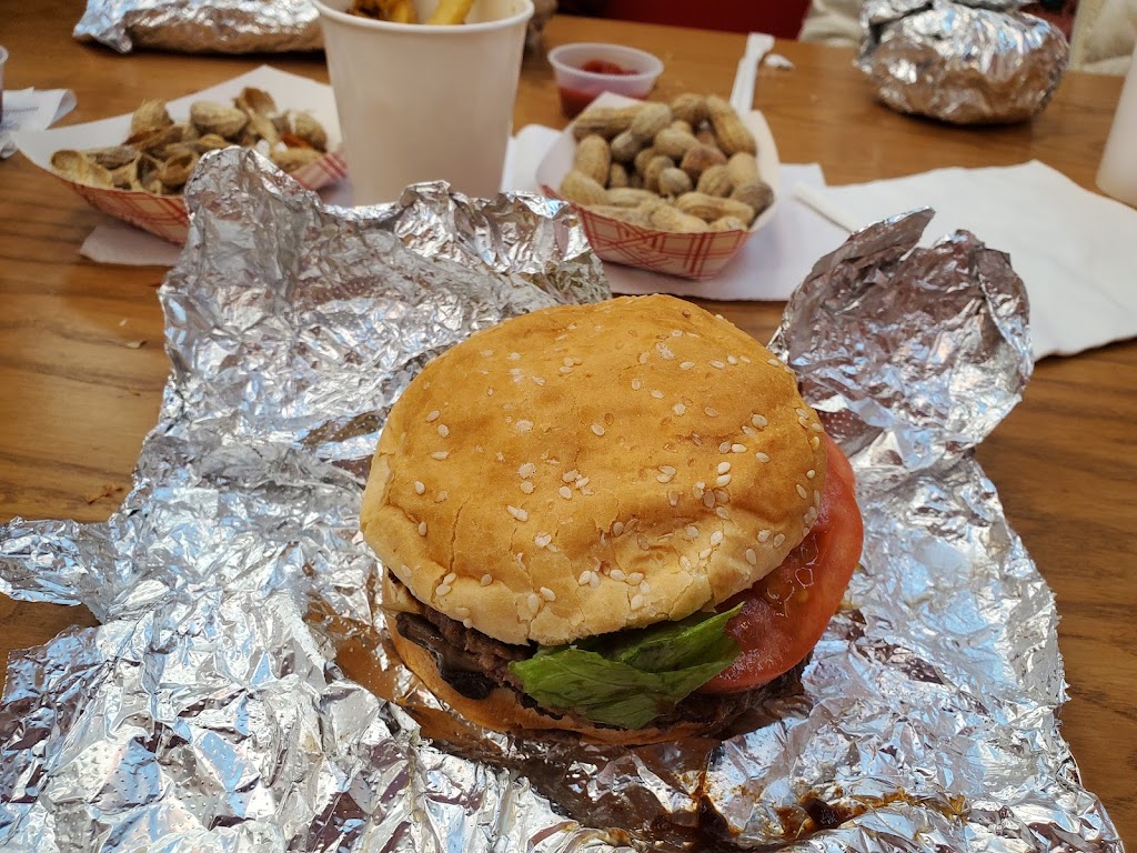 Five Guys | 3273 Robinhood Rd, Winston-Salem, NC 27106, USA | Phone: (336) 760-2660