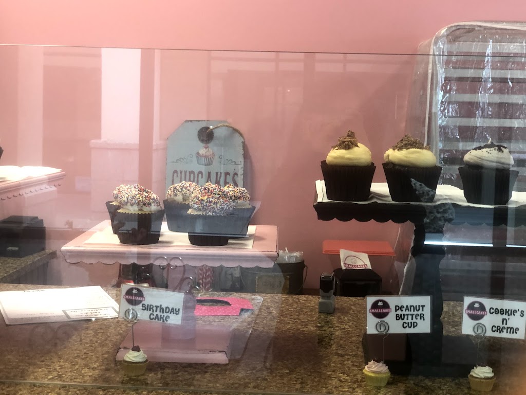 SmallCakes Cupcakery | 8338 E 21st St N, Wichita, KS 67206 | Phone: (316) 685-2253