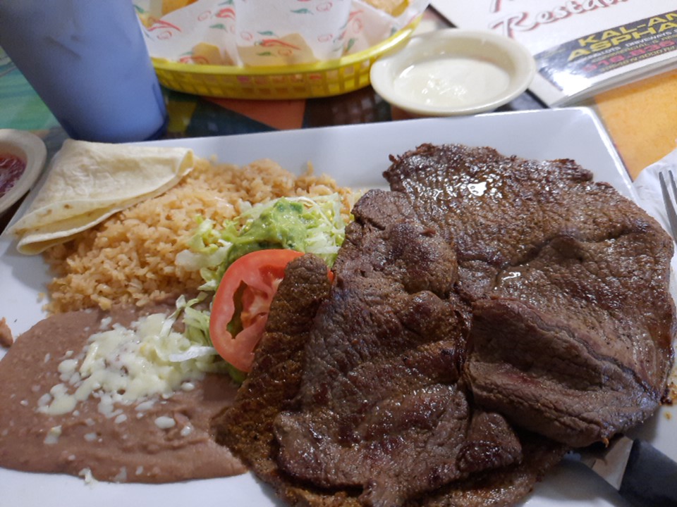 Las Parrillas Mexican Restaurant | 509 S Cherokee St, Catoosa, OK 74015, USA | Phone: (918) 266-7400