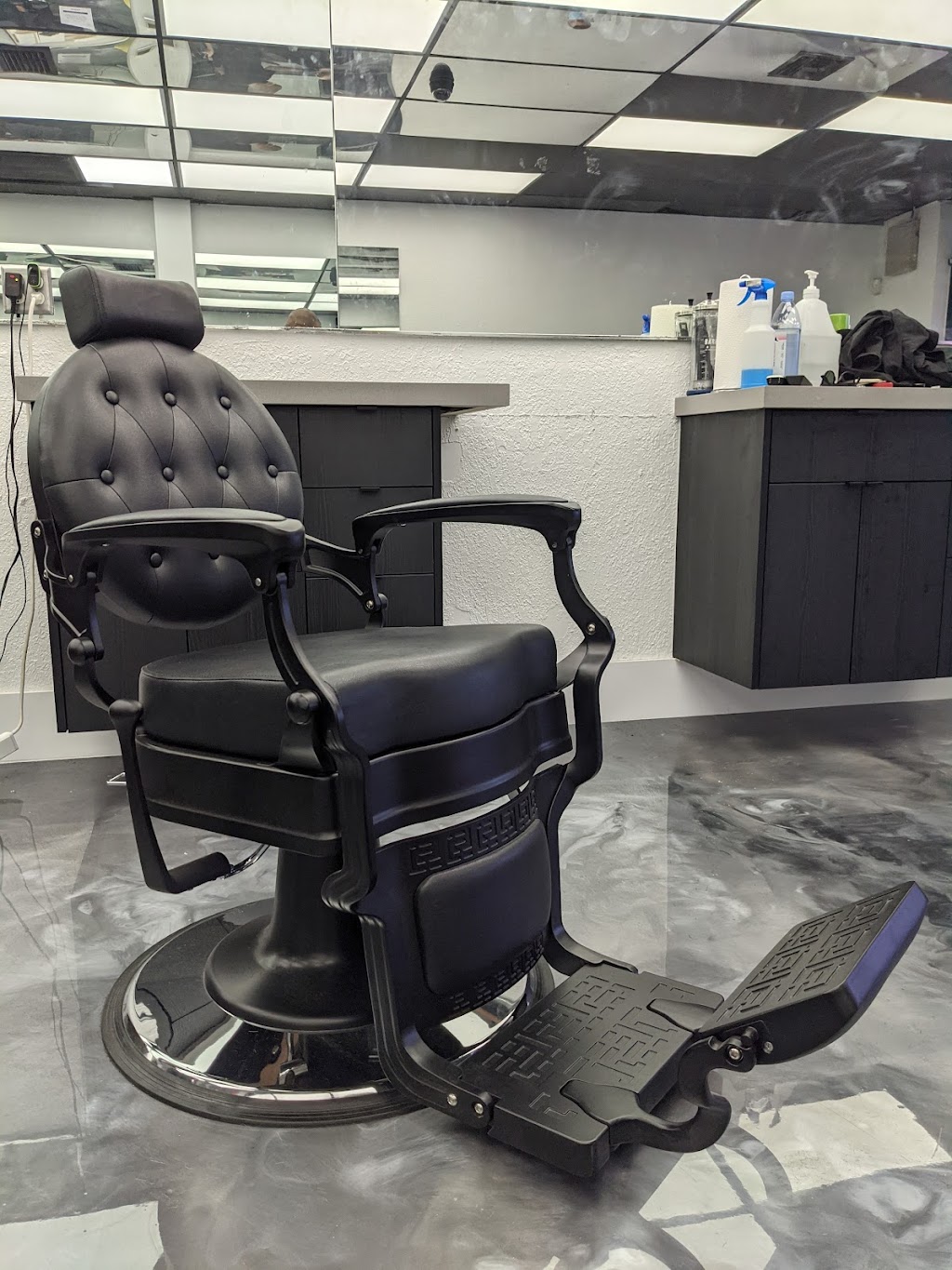 The Original Clippers Barbershop Kendall | 14227 S Dixie Hwy, Miami, FL 33176, USA | Phone: (305) 964-7882