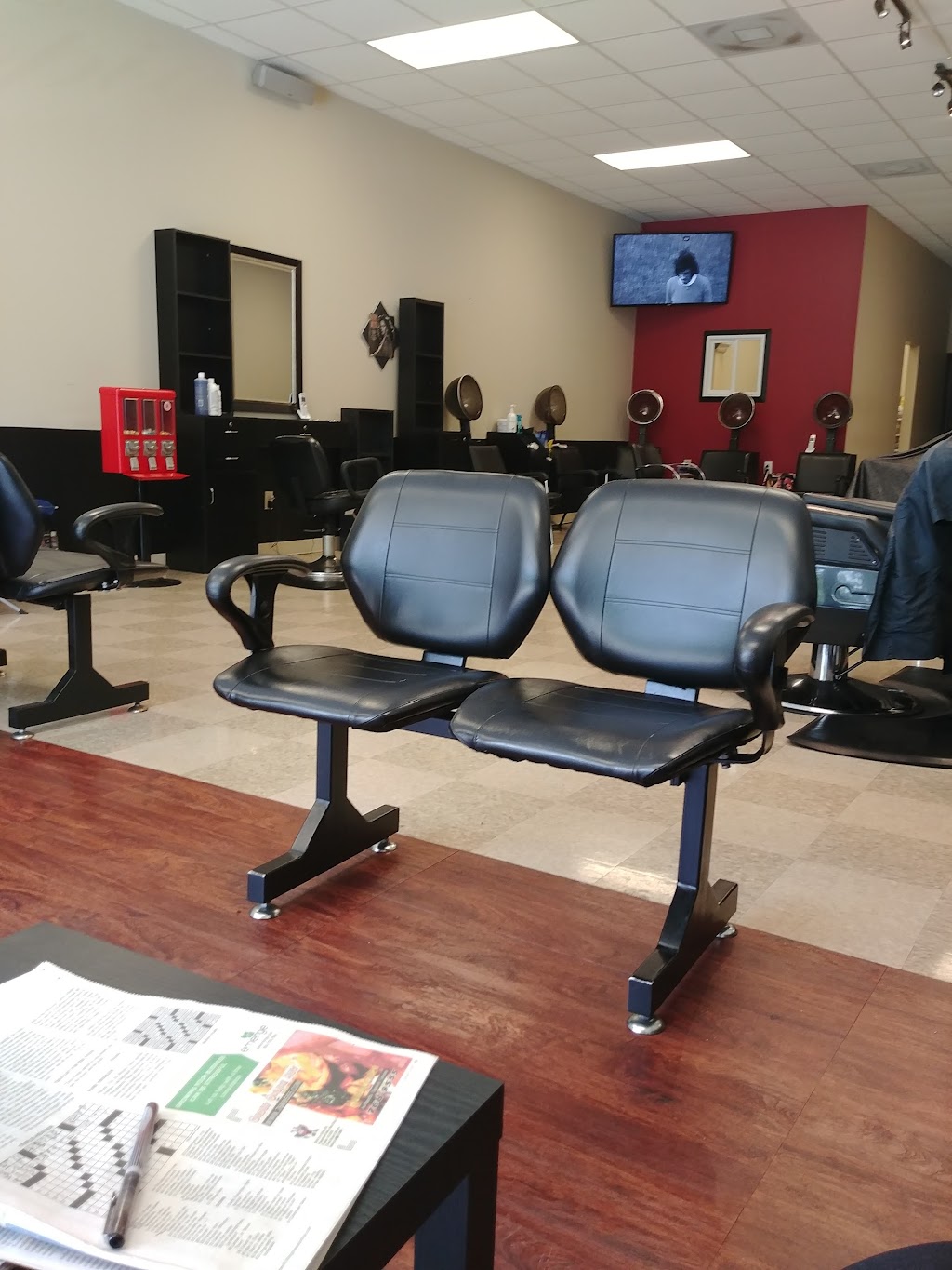 Epic Touch Barber & Beauty Salon | 216 Johnson Creek Dr, Chester, VA 23836, USA | Phone: (804) 536-9161