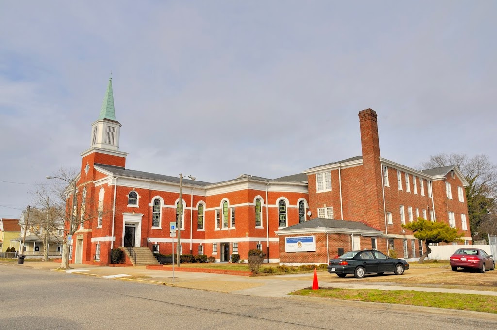 St John Church of God In Christ | 2416 Orcutt Ave, Newport News, VA 23607, USA | Phone: (757) 247-9761