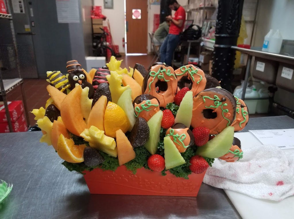 Edible Arrangements | 4 E 125th St, New York, NY 10035, USA | Phone: (212) 831-6041