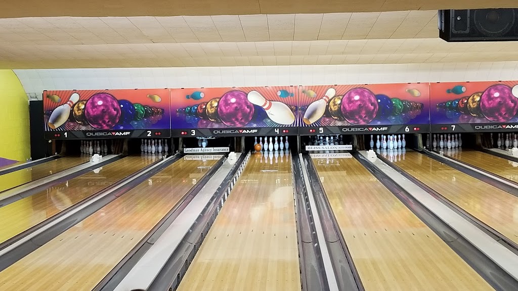 Bowlero Lanes | 12470 IL-108, Carlinville, IL 62626, USA | Phone: (217) 854-9208