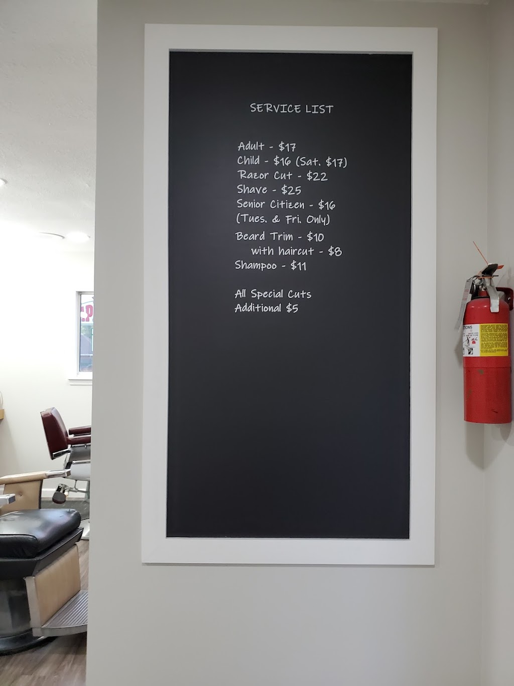 Harvester Barber Shop & Salon | 605 Jungermann Rd, St Peters, MO 63376, USA | Phone: (636) 447-9887