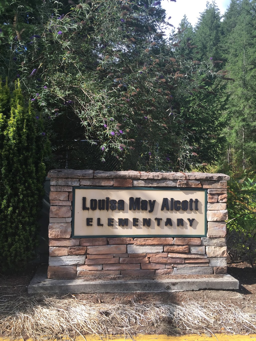 Louisa May Alcott Elementary School | 4213 228th Ave NE, Redmond, WA 98053, USA | Phone: (425) 936-2490