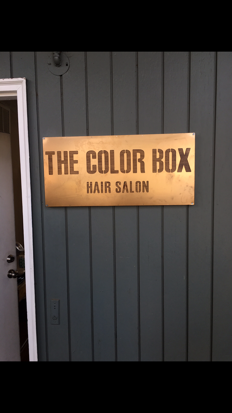 The Color Box | 6228 Filbert Ave #4, Orangevale, CA 95662, USA | Phone: (916) 805-5518